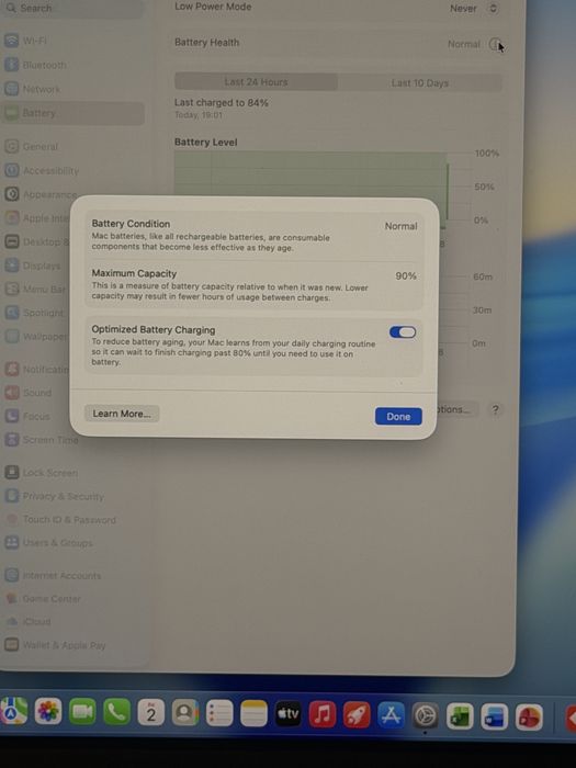 Vand sau schimb MacBook Pro 16-inch 2021, M1 Pro, 16GB ram, 512GB ssd.