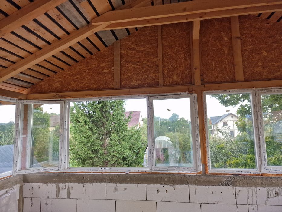 Vând termopane mari GEALAN