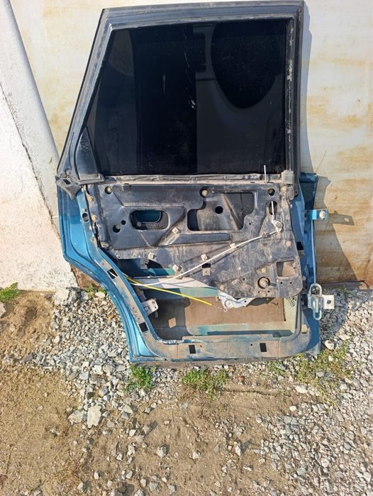 Двери Ауди 80 Б4