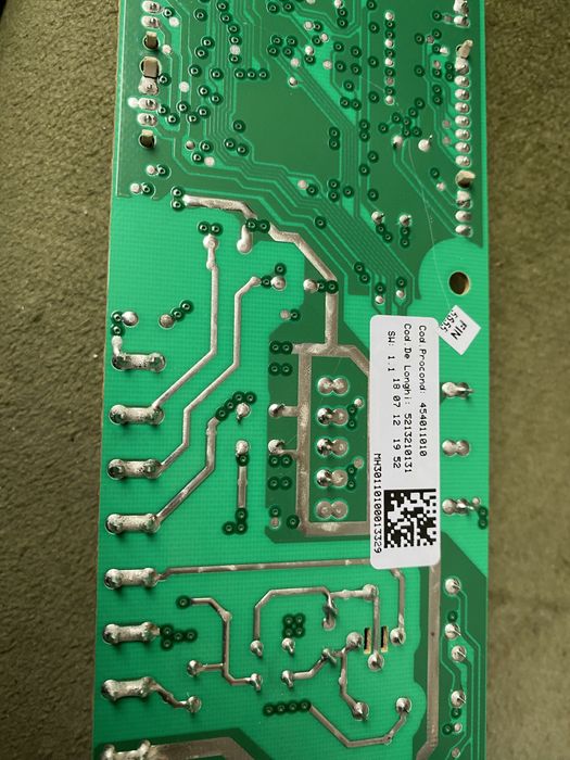 Ремонт, уплътнения, софтуер на кафеавтомати Delonghi