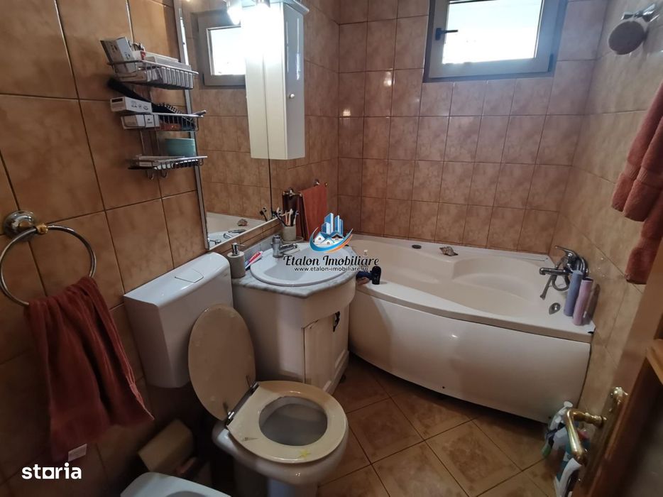 Apartament 3 camere decomandat, etaj 4, Calea Romanului