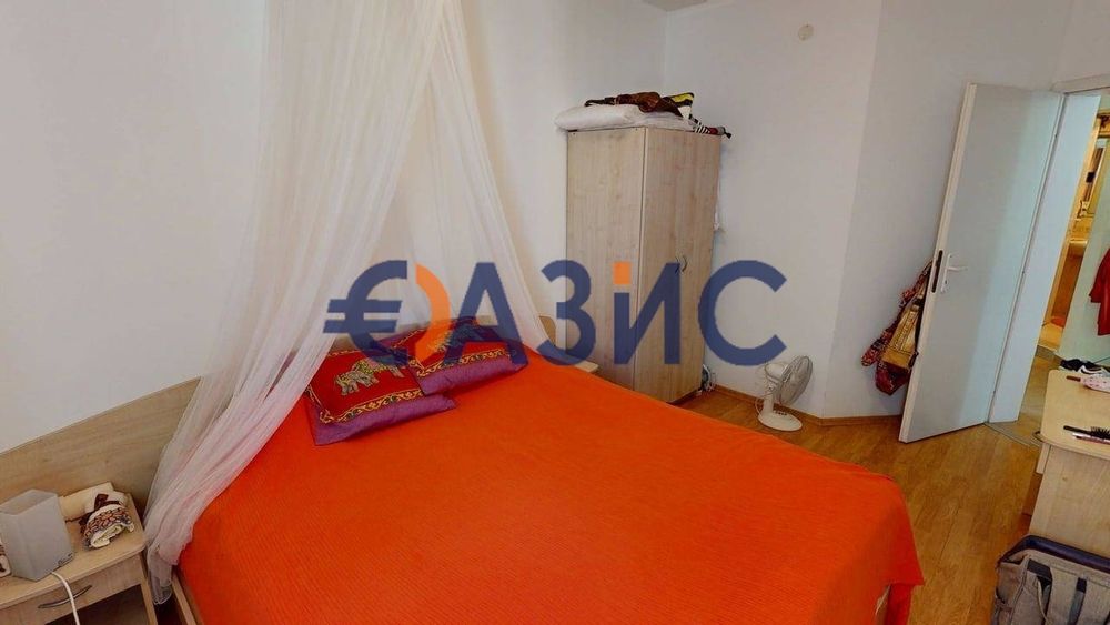 Продава се Тристаен апартамент в к.к. Слънчев бряг - 90 кв.м за 595 €/кв.м - Снимка #8