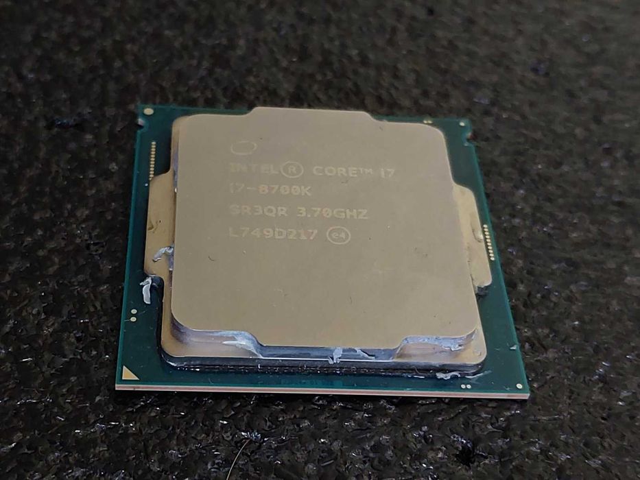 Intel Core i7 8700K, 6-ядрен, LGA 1151