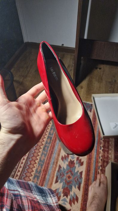 Pantofi roșii Clara Barson noi, cu eticheta. Marimea 38