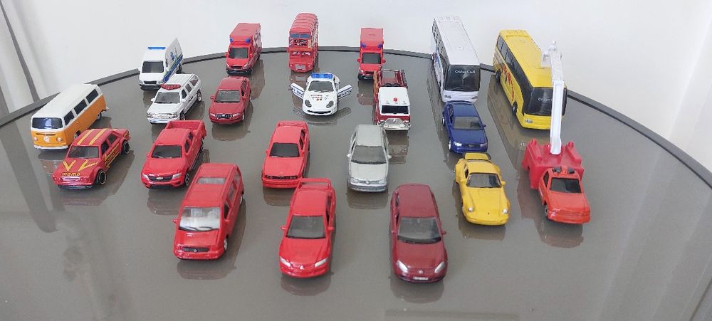 VW,Mercedes,Porsche, BMW machete 1/87