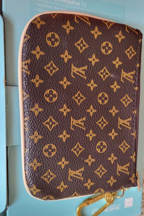Louis Vuitton-Monogram -портмоне и ключодържател