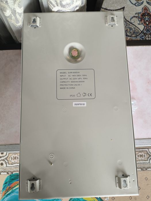 Стабилизатор 5000.ват 140.волтдан 220.волт ток килиб беради