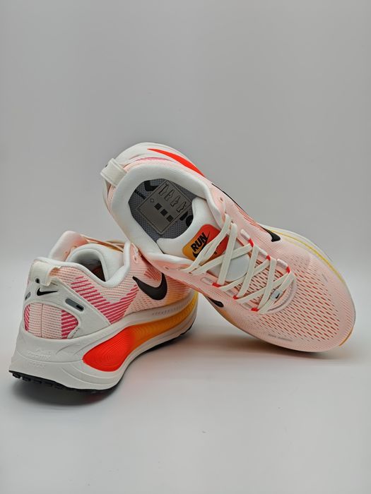 Nike Vomero 18 GS