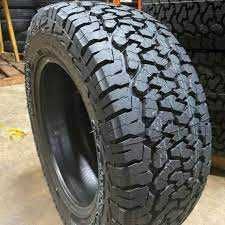 Vand anvelope noi all season,all terrain  235/70 R16 Comforser A/T M+S
