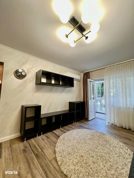 De închiriat | Apartament 3 camere | 82 mp | Central | 650 €/lună