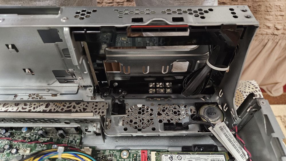 Офис компютър  Lenovo