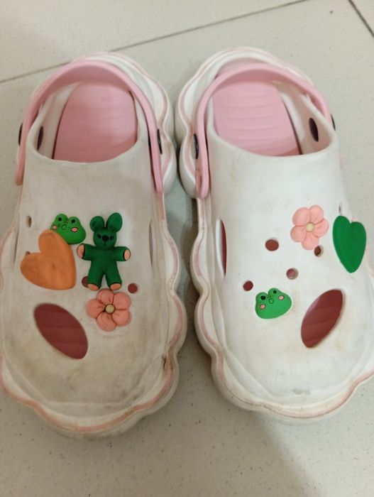 Продам Кроксы детские