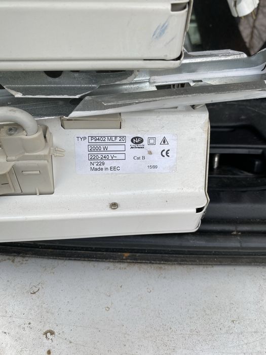 Стенен конвектор Airelec 2000w