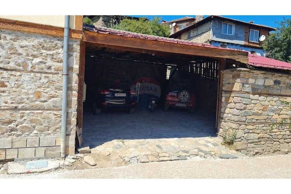 Продава се Къща в к.к. Пампорово - 138 кв.м за 1450 €/кв.м - Снимка #1