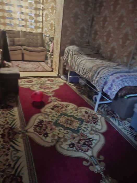 Uy sotiladi Uchtepa tumani 26kv 1-etaj 2ta uy