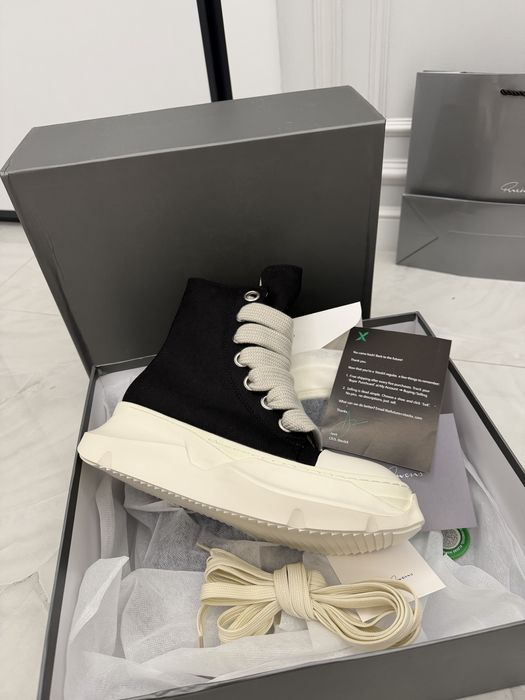 Rick Owens Noi marime 41