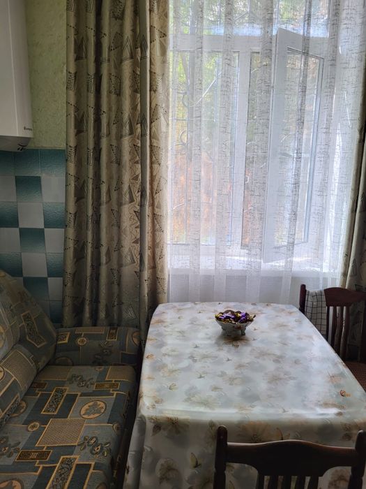 Продам двух комнатную квартиру