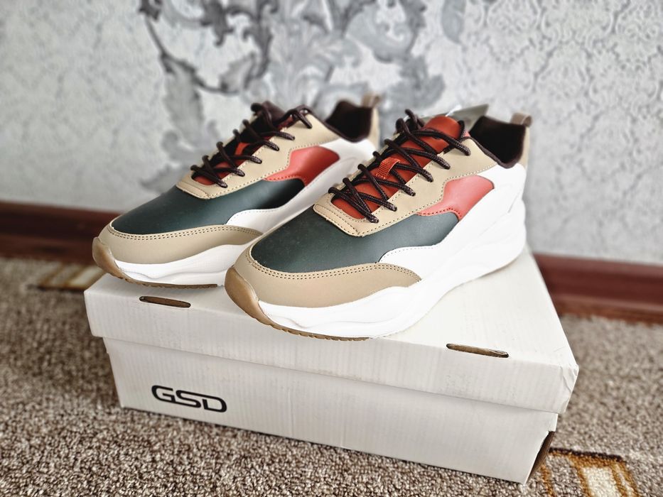 Кроссовки GSD новые