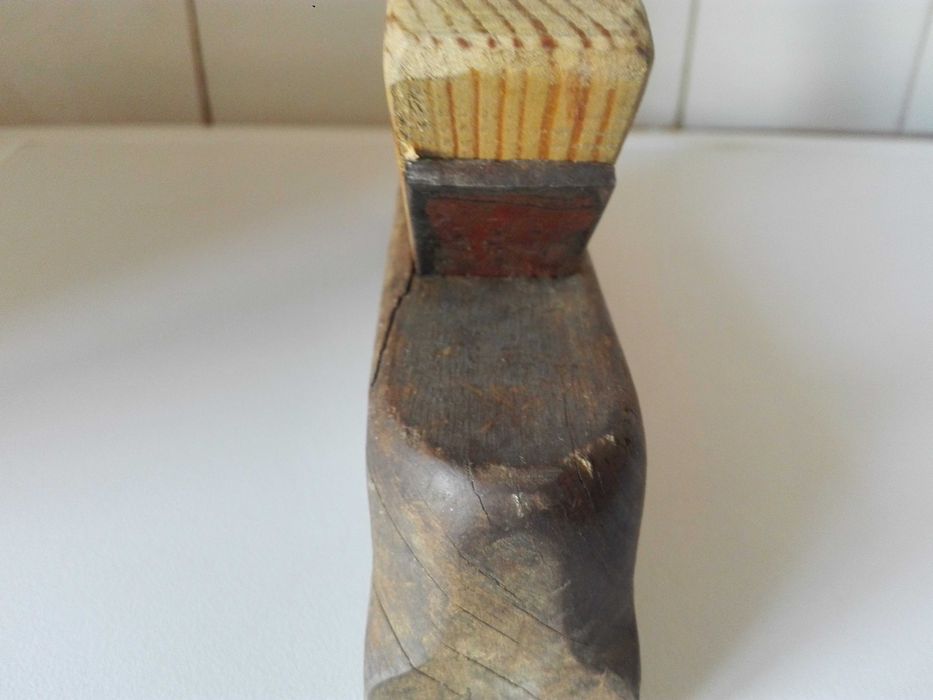 Две стари дърводелски рендета.