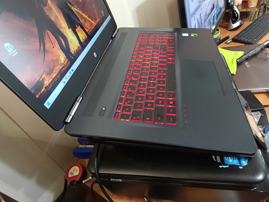 Лаптоп HP OMEN 17-W25inf i5-7300HQ / 17,3"
