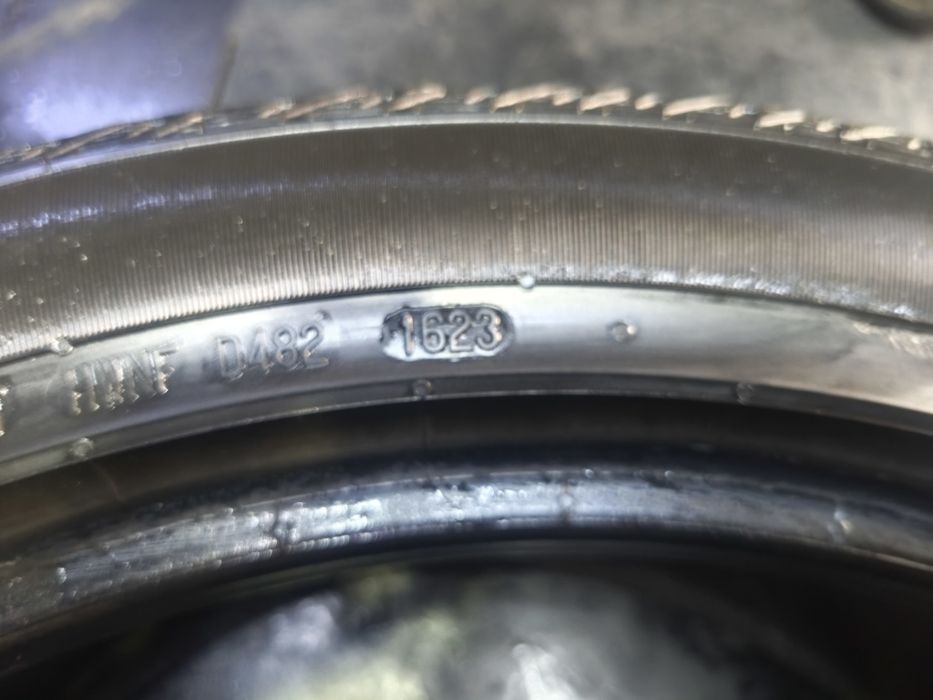 285-40-R21 continental