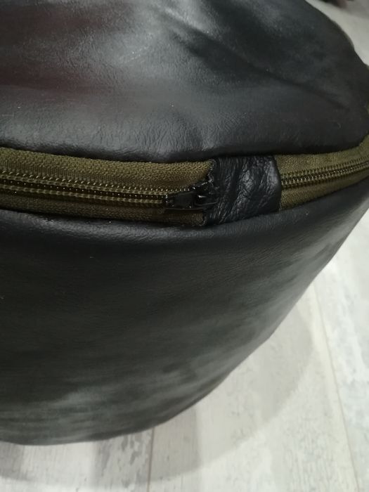 Кожен барбарон със цип