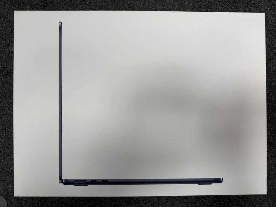 MacBook Air 13 M3 8GB 256