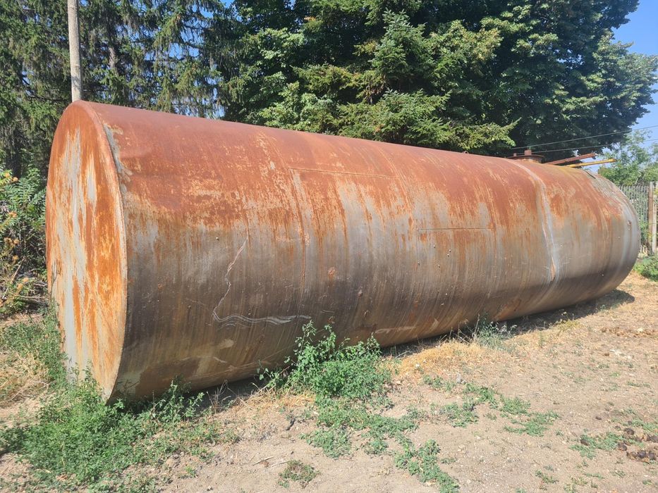 Продавам цистерна