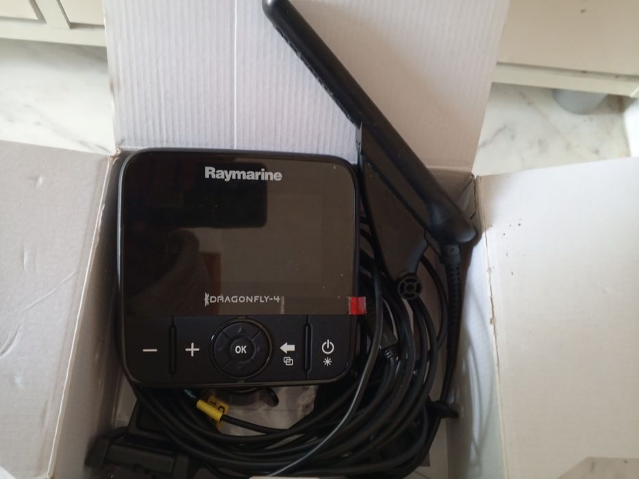 Raymarine Fishfinder Dragonfly Dounvision Chirp