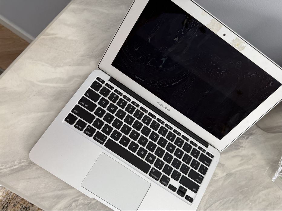 MacBook Air 11″ A1370, запчасти