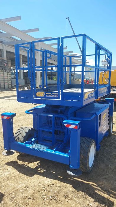 Închiriez nacela, manitou, stivuitor, telehandler,