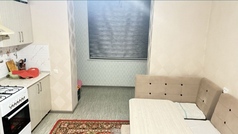 Продаётся  квартира по калининына