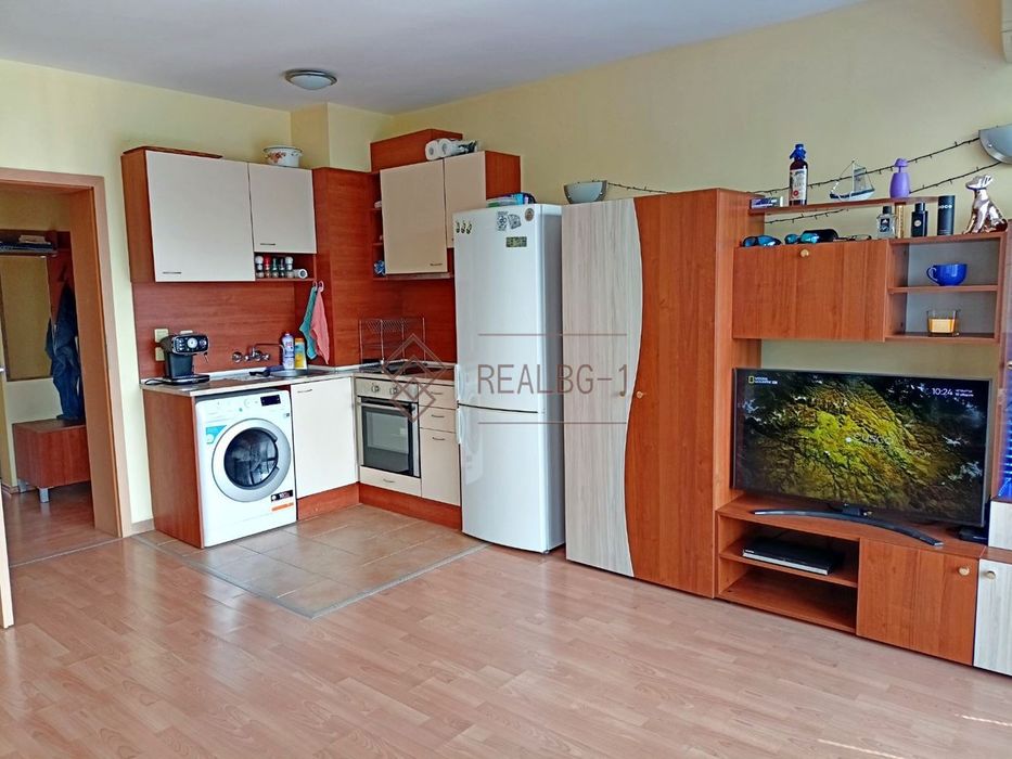 Продава се Тристаен апартамент в Балчик - 100 кв.м за 900 €/кв.м - Снимка #2