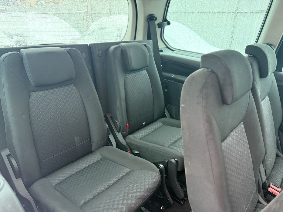 Ford Galaxy 2.0 Diesel *** 7 LOCURI *** GHIA *** ADUS AZI