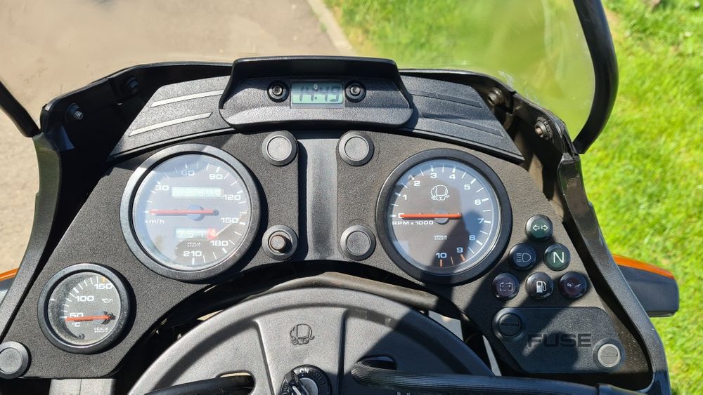 Cagiva Elefant 900ie Ducati