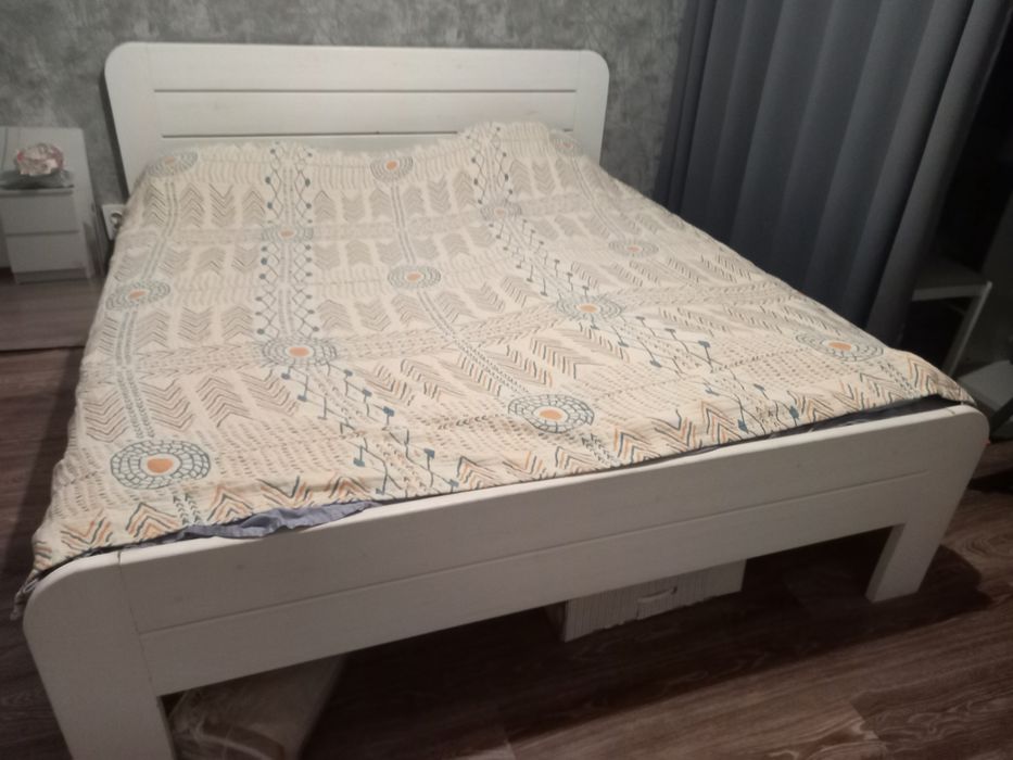 Кровать IKEA 187х207см