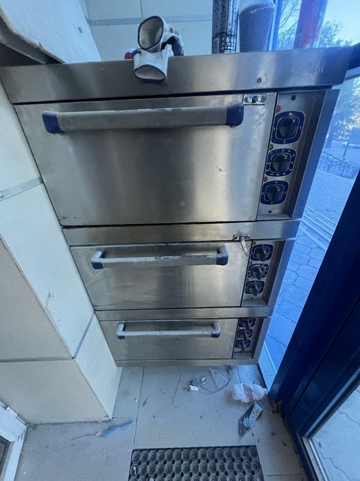 Продам духовую печь