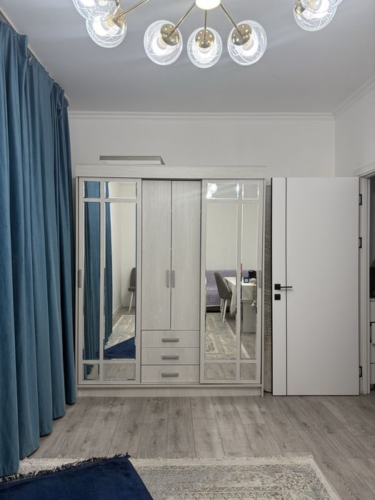 Берем девушку на подселение