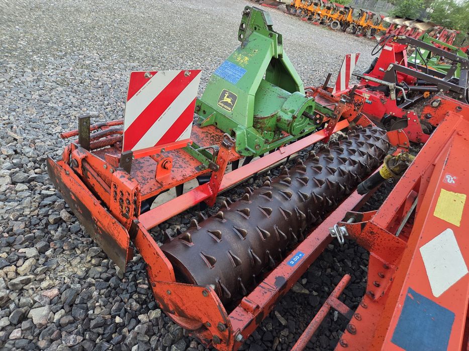Freza Grapa Rotativa Kuhn HR 3002D