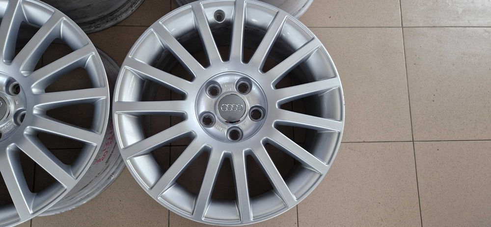 Оригинални джанти AUDI 17" А4 ,А6
