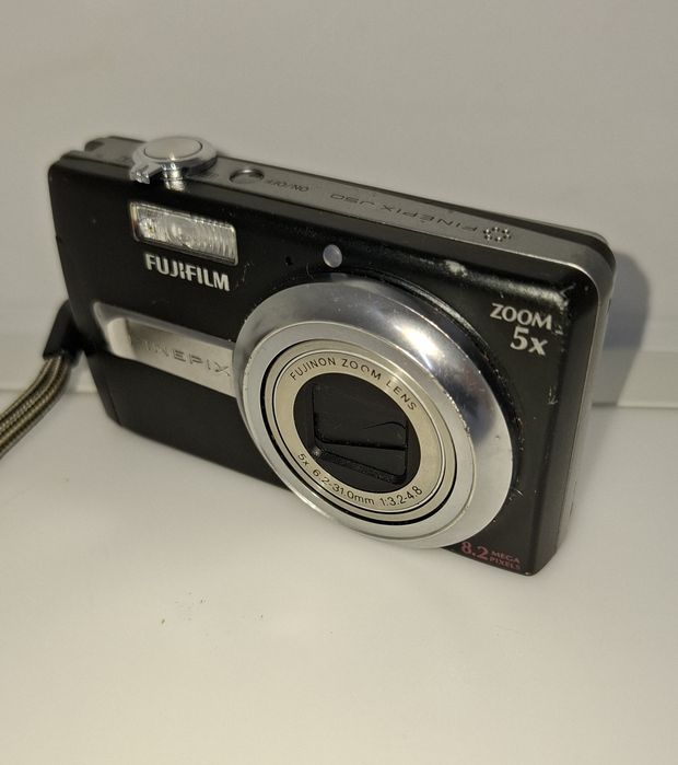 Fujifilm FinePix J50 компактен дигитален фотоапарат