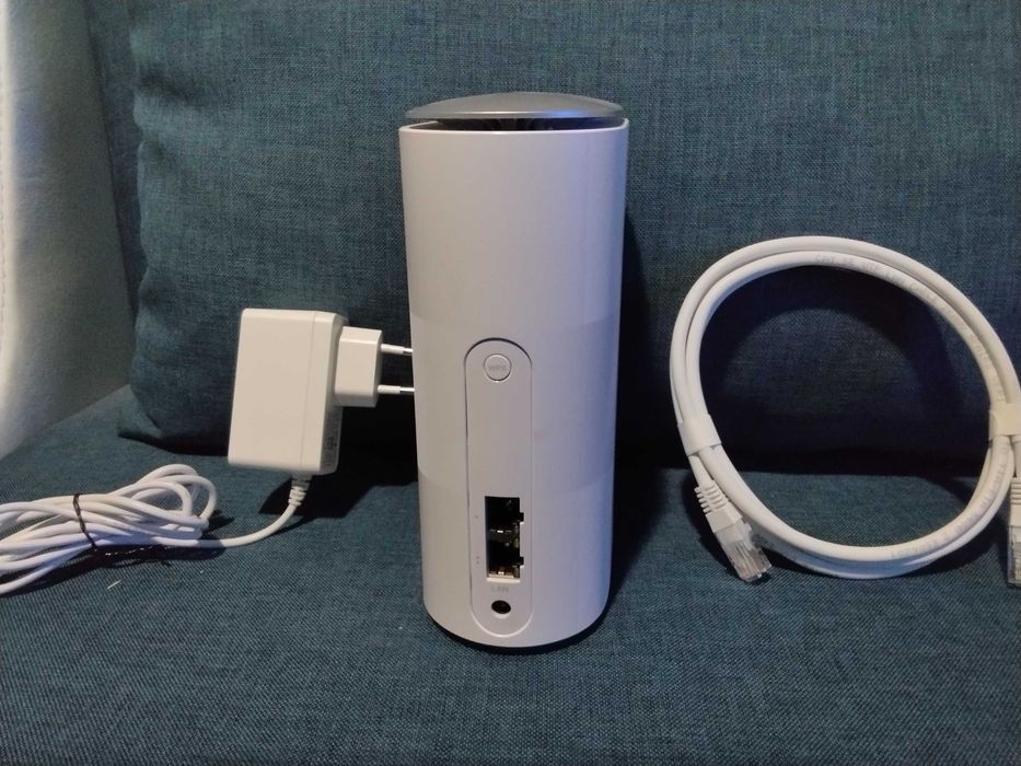 чисто нов 5G сим  картен рутер , за мобилен интернет на Иетел