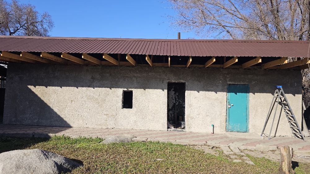 Дом в центре Талгара. Район Автостанции.