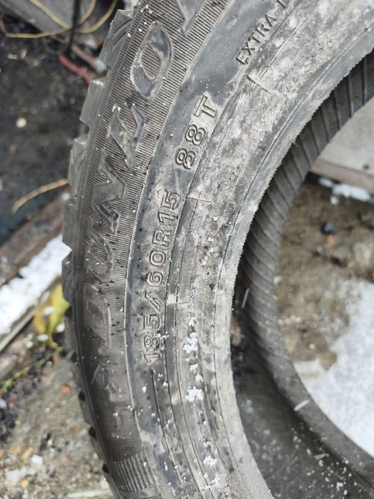 Продам шины R15 зима