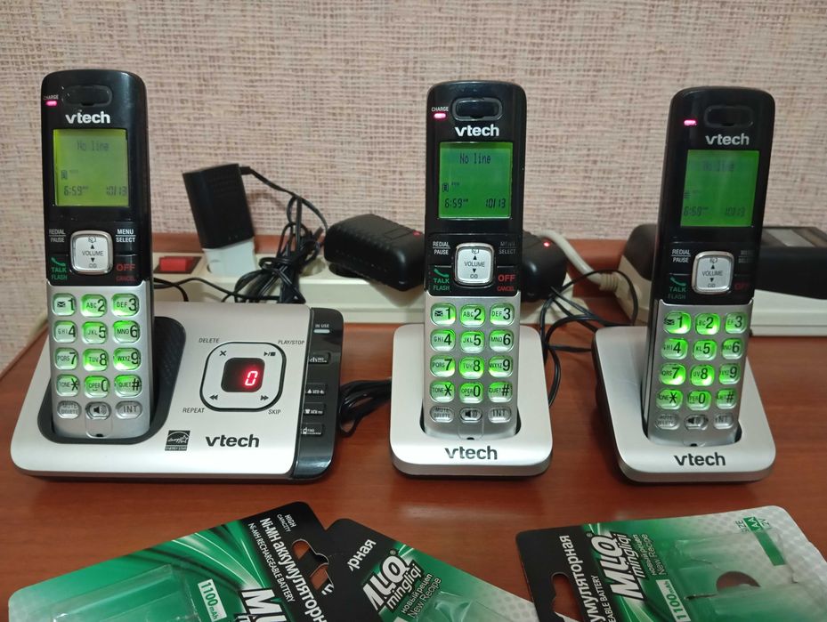 Продам радиотелефон VTECH три трубки на один телефонный номер.