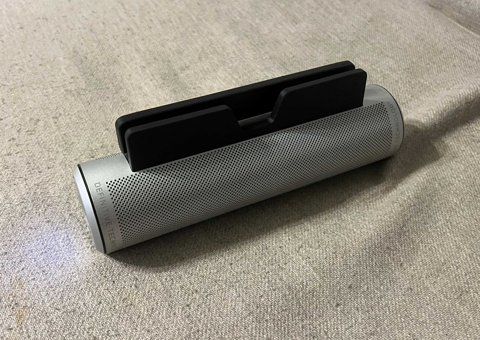 Boxa Bluetooth Definitive Technology Sound Cylinder cu suport telefon