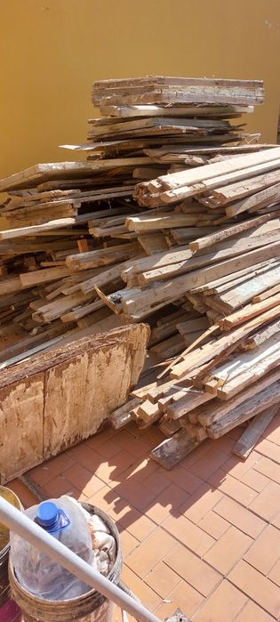 Продаются дрова можно на черный потолок