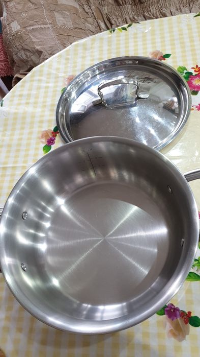 Сотейник фирмы Tapperware