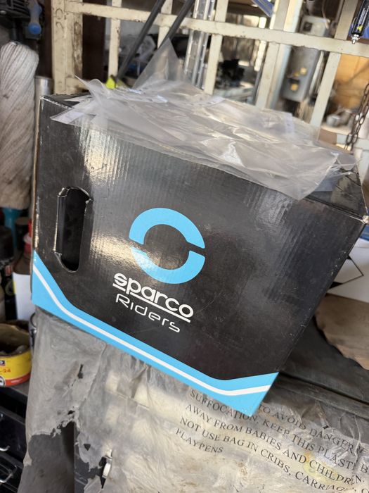 Каска Sparco SP501