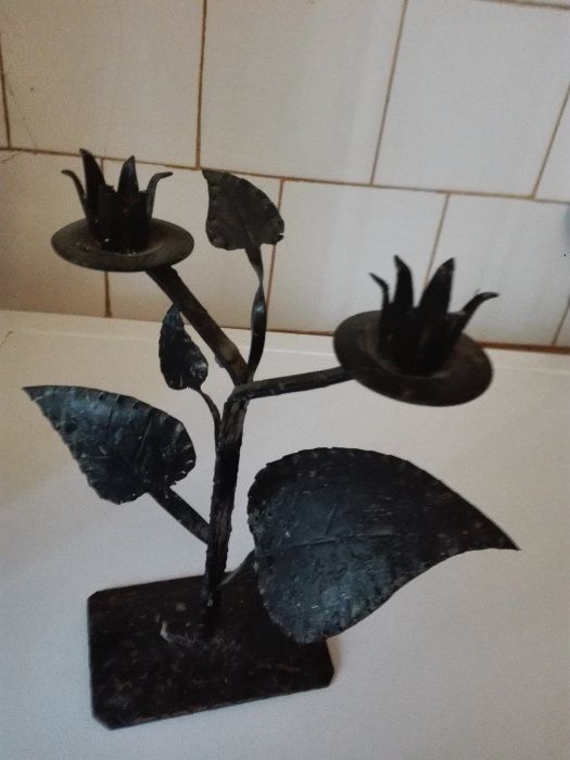 За вашата механа - съдове,свещник,свредла,ножици,чепкало за вълна.